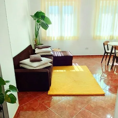 Lola Apartment