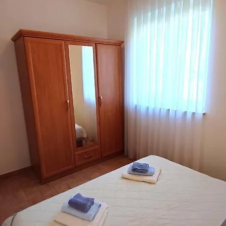 Lola Apartment