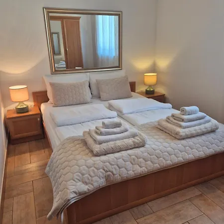 Lola Apartamento *